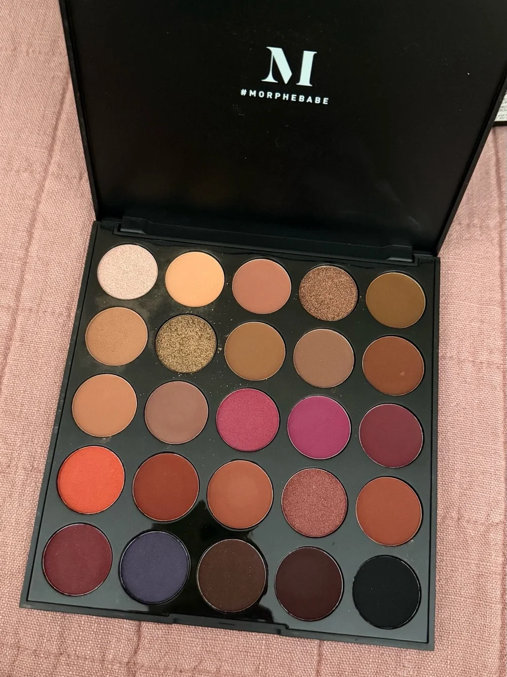 Morphe C25 Eyeshadow Palette — Cream, Pink, Brown & Berry Mix